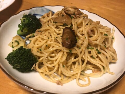 きのことブロッコリーとツナで和風パスタ